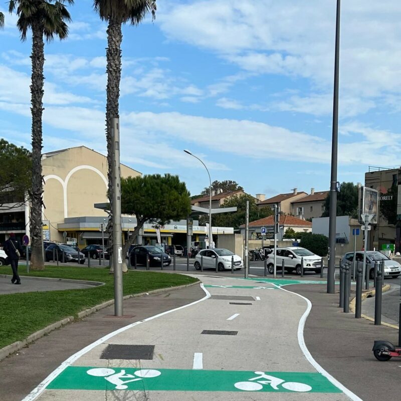 Marquages au sol pistes cyclables marseille Miditraçage (1)