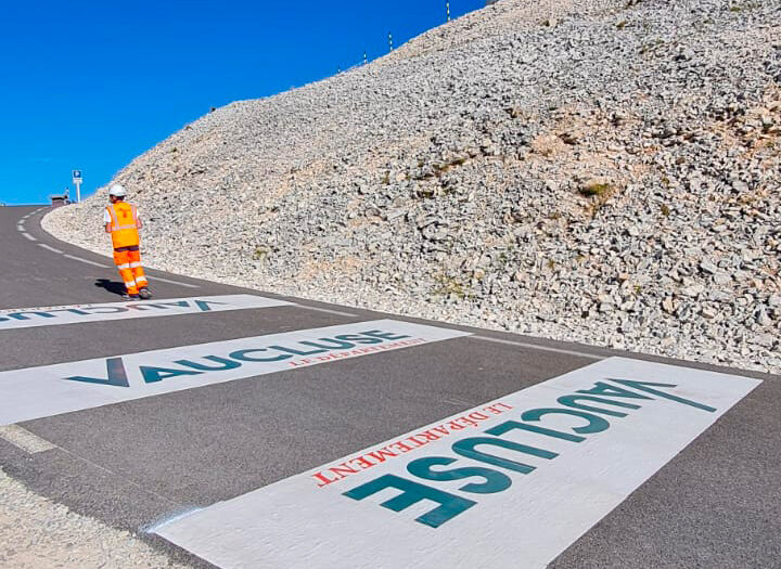 02 SH_Marquages spécifiques_TDF Ventoux 2025 07 APT (18) retouché